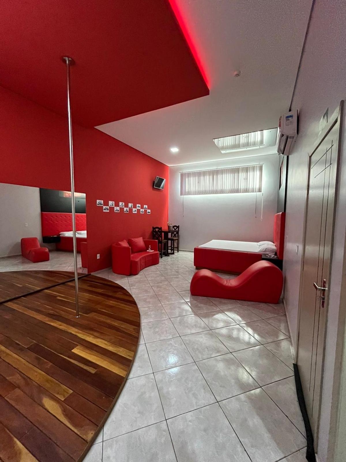 Fetiche Motel Presidente Medici  외부 사진